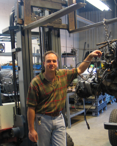 Land-Rover-Series-IIA-Day-9-Engine-Out-45