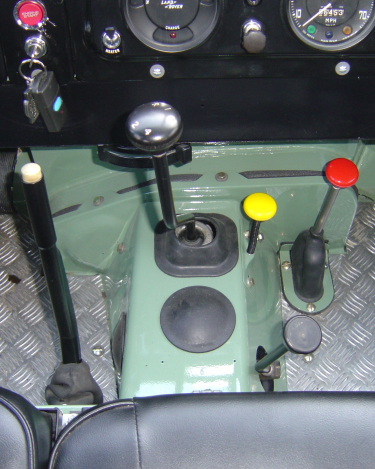Land-Rover-Series-IIA-Finished-Close-Ups-28