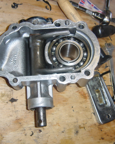 Land-Rover-Series-IIA-Galvanized-return-34
