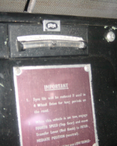 Land-Rover-Series-IIA-003