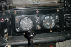 Land-Rover-Series-IIA-001