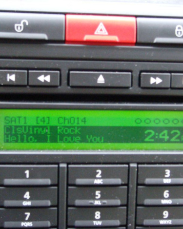 LR2_SE_Interior_30