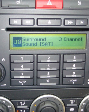 LR2_SE_Interior_37