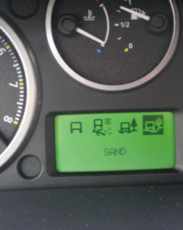 LR2_SE_Interior_46