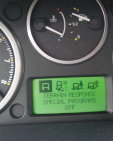 LR2_SE_Interior_49