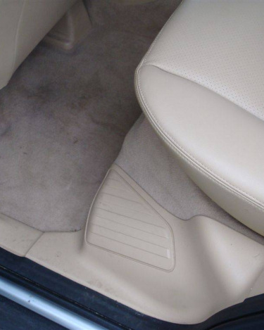 LR2_SE_Interior_59
