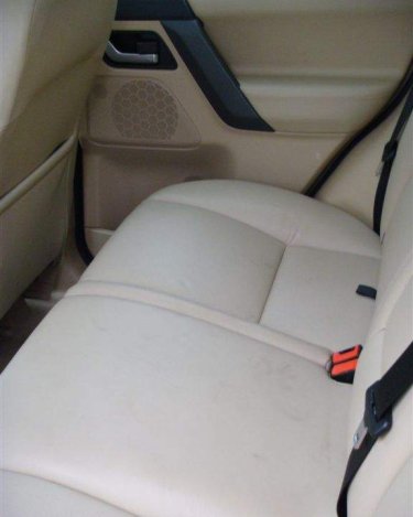 LR2_SE_Interior_60