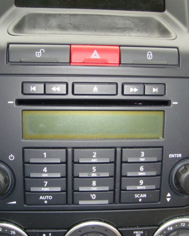 LR2_SE_Interior_70