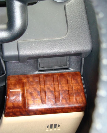 LR2_SE_Interior_83