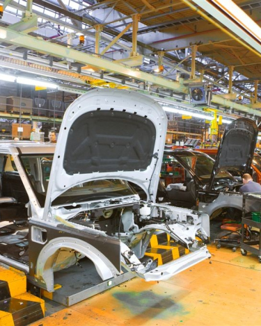 Land_Rover_Factory_11