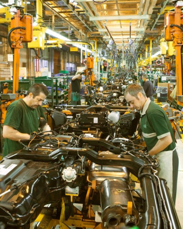 Land_Rover_Factory_8