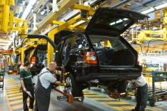 Land_Rover_Factory_12