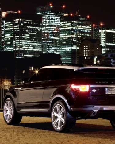 Land_Rover_LRX_Concept_in_Black_6