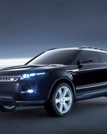 Land_Rover_LRX_Concept_in_Black_7