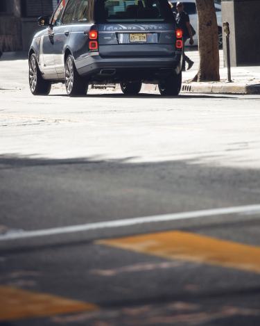 2018-Range-Rover-PHEV-in-Action-24