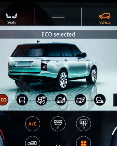 2018-Range-Rover-PHEV-Interior-2