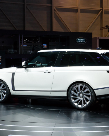 Range-Rover-SV-Coupe-13