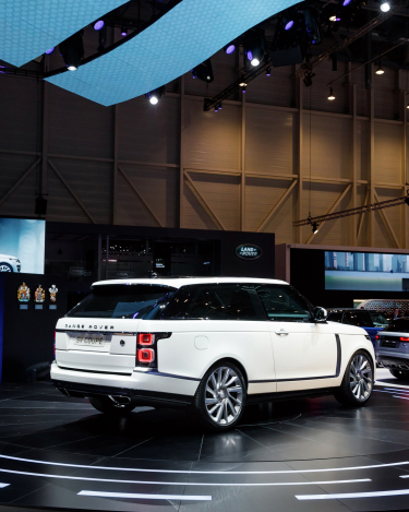 Range-Rover-SV-Coupe-15