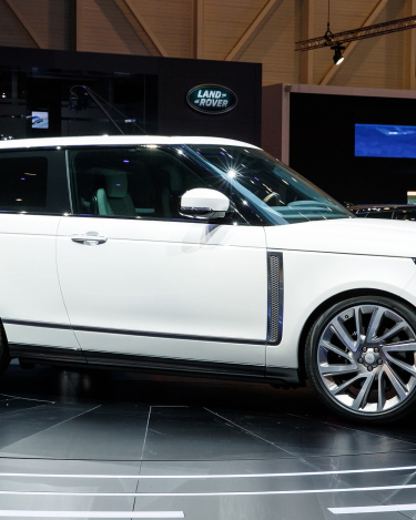 Range-Rover-SV-Coupe-16