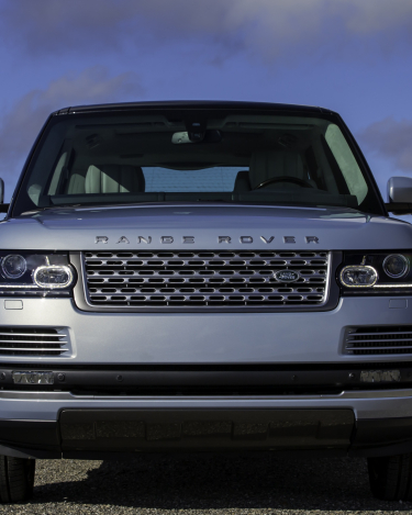 2014-Range-Rover-Hybrid-Media-Preview-20