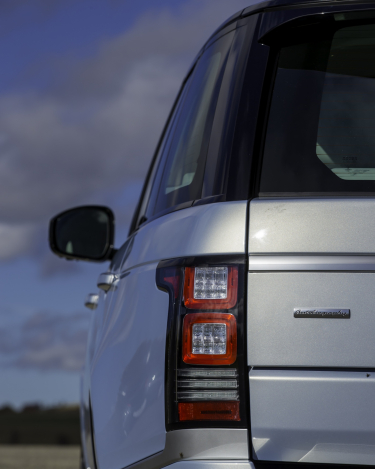 2014-Range-Rover-Hybrid-Media-Preview-22