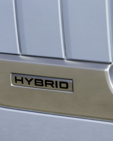 2014-Range-Rover-Hybrid-Media-Preview-23