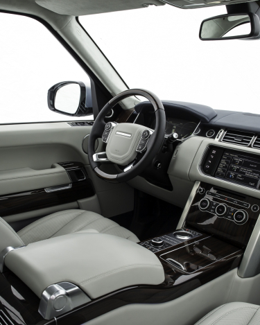 2014-Range-Rover-Hybrid-Media-Preview-25