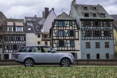 2014-Range-Rover-Hybrid-Media-Preview-10