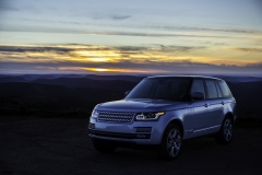 2014-Range-Rover-Hybrid-Media-Preview-3