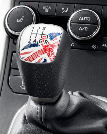 2015-Range-Rover-Evoque-SW1-HUD-3