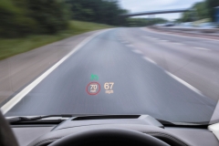 2015-Range-Rover-Evoque-SW1-HUD-4