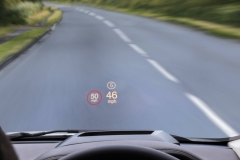 2015-Range-Rover-Evoque-SW1-HUD-5