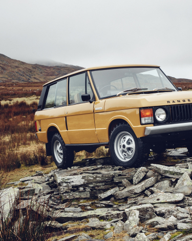 Range-Rover-Reborn-Land-Rover-Classic-12