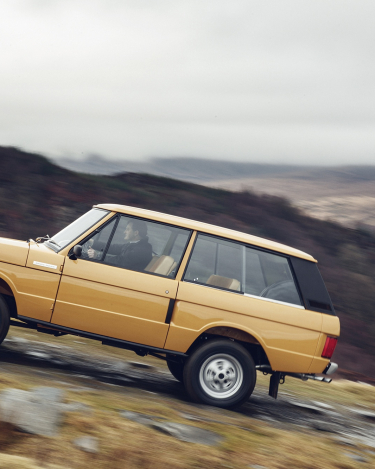 Range-Rover-Reborn-Land-Rover-Classic-15