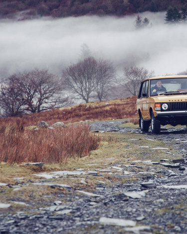 Range-Rover-Reborn-Land-Rover-Classic-9