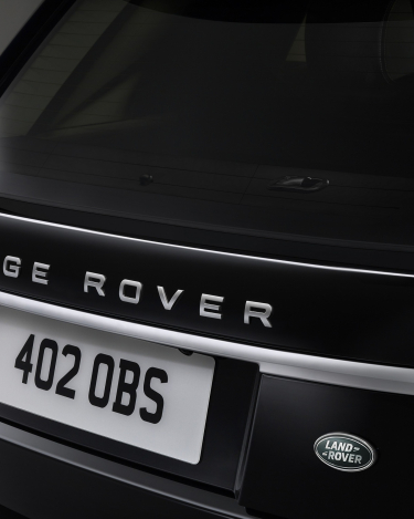 Range-Rover-Sentinel-2