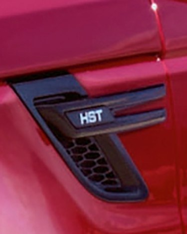 l494-hst-badge