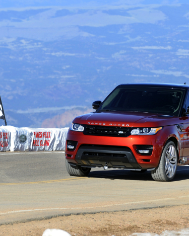 All-New Range Rover Sport sets Pikes Peak Hill Climb Record