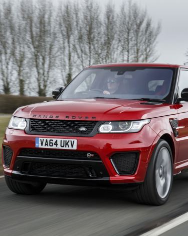 Range-Rover-Sport-SVR-in-Red-11