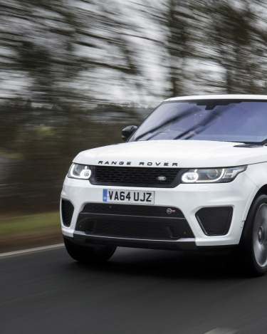 Range-Rover-Sport-SVR-in-White-10