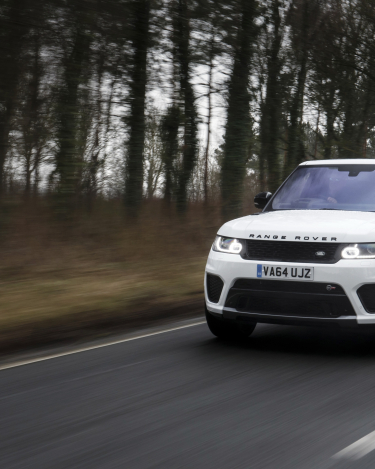 Range-Rover-Sport-SVR-in-White-12