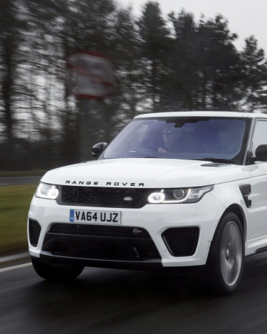 Range-Rover-Sport-SVR-in-White-18