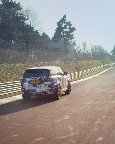 Range-Rover-Sport-SVR-at-Goodwood-4