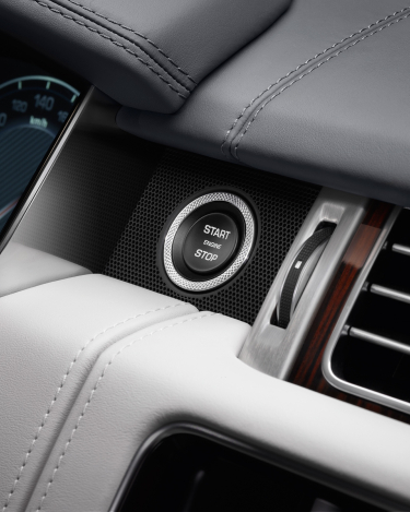 2016-Range-Rover-SVAutobiography-14