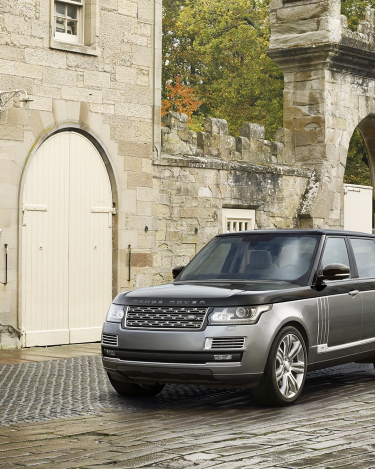 2016-Range-Rover-SVAutobiography-20