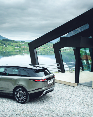 range-rover-velar-first-edition-static-2