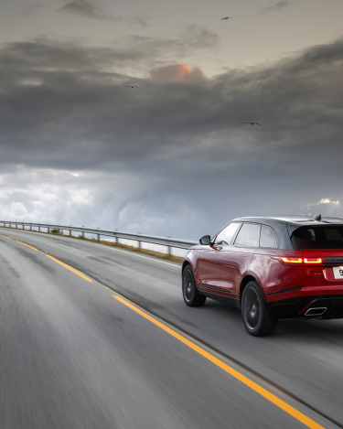 my18-range-rover-velar-17