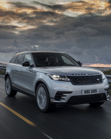 my18-range-rover-velar-24