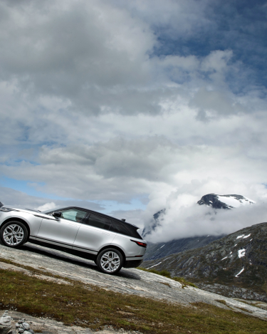 MY18-Velar-Offroad-Norway-1