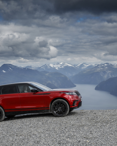 MY18-Velar-Offroad-Norway-12